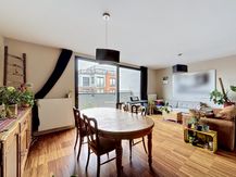 Kanaal : 2 slaapkamerappartement + terrassen + garage