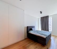 Brussels: 2-bedroom apartment + terrace + parking.