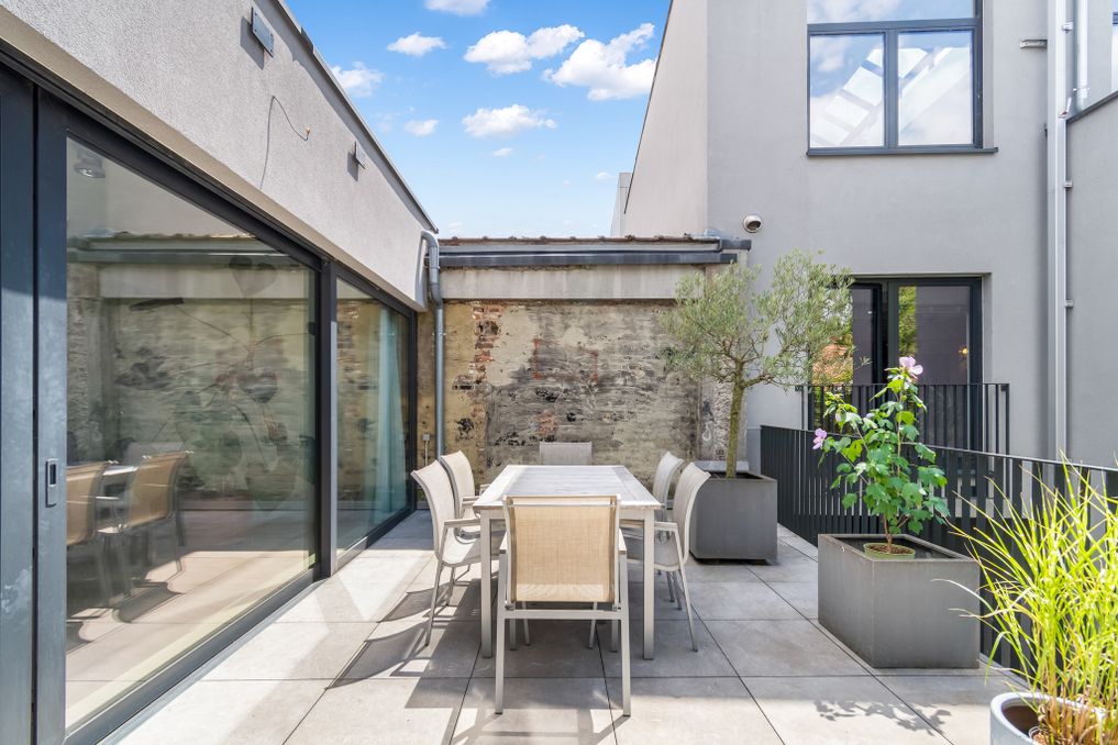 Loft with a spacious sun terrace for sale near the center of Brussels