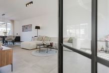 Recente woning met 3 kamers, tuin en garage te huur 