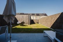 Recente woning met 3 kamers, tuin en garage te huur 
