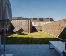 Recente woning met 3 kamers, tuin en garage te huur