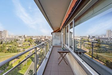 Appartement met prachtig uitzicht en terras te koop in Antwerpen