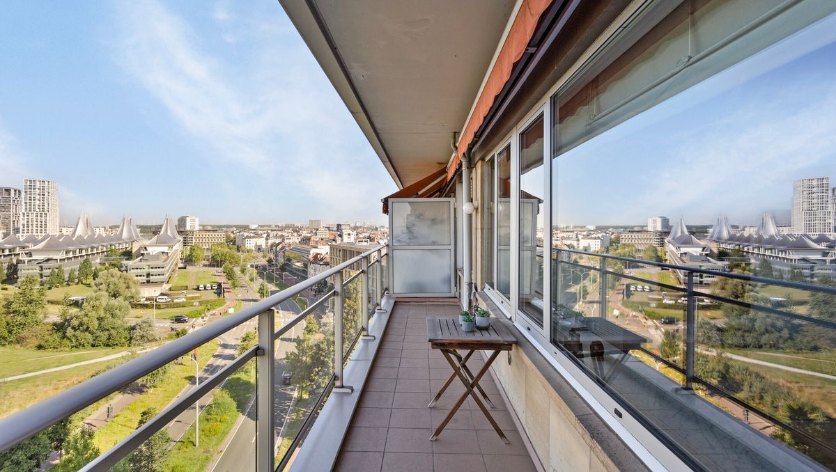 Appartement met prachtig uitzicht en terras te koop in Antwerpen