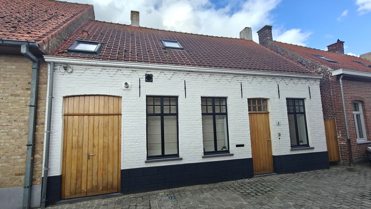 Charmante woning met 3 slaapkamers en tuin in Reninge