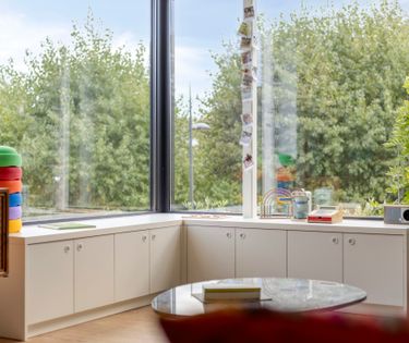 Halfopen gezinswoning in oase van groen bij centrum Gent