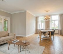 Karaktervol huis met garage te Roeselare!