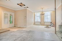 Karaktervol huis met garage te Roeselare!
