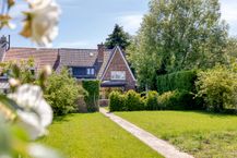 Karaktervolle gezinswoning op 1524m² te koop in Kortrijk!