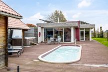 Saunacomplex met zwembad, woonst, én overname in Zwevezele.