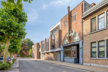 Instapklaar gelijkvloers appartement met gemeenschappelijke tuin en fietsenberging in hartje Kapellen!