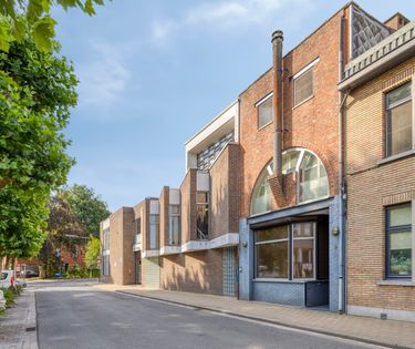 Instapklaar gelijkvloers appartement met gemeenschappelijke tuin en fietsenberging in hartje Kapellen!
