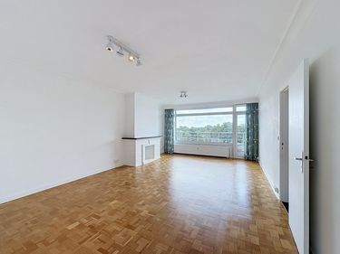 Lichtrijk appartement met dubbel terras in Sint-Amandsberg