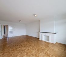 Lichtrijk appartement met dubbel terras in Sint-Amandsberg