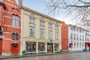 Ruim appartement met 1 slaapkamer te koop in Brugge