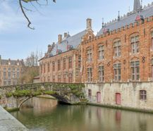 Ruim appartement met 1 slaapkamer te koop in Brugge