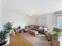 Ruim appartement met 3 slaapkamers te huur Deerlijk
