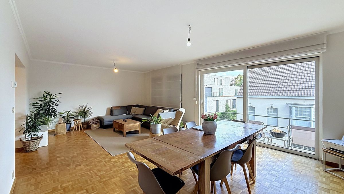 Ruim appartement met 3 slaapkamers te huur Deerlijk