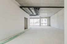 Commerciële ruimte van 125,30 m² te koop in project Kaai City te Kortrijk