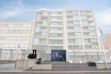 Nieuwbouw casco handelsruimte op topligging te Oostduinkerke