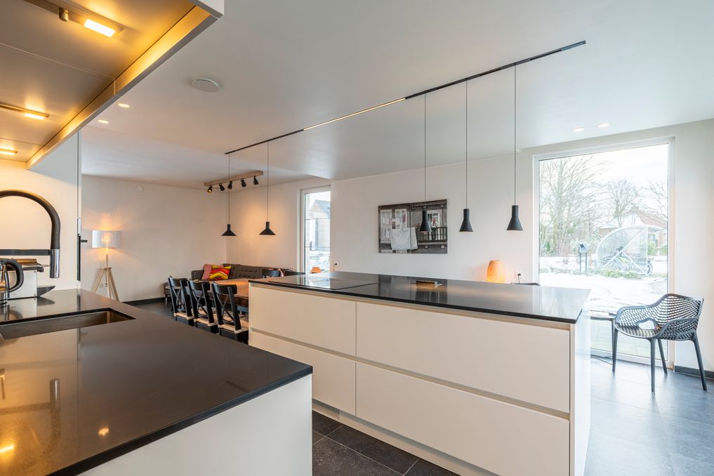 Instapklare woning met 3 slaapkamers en moderne technieken!
