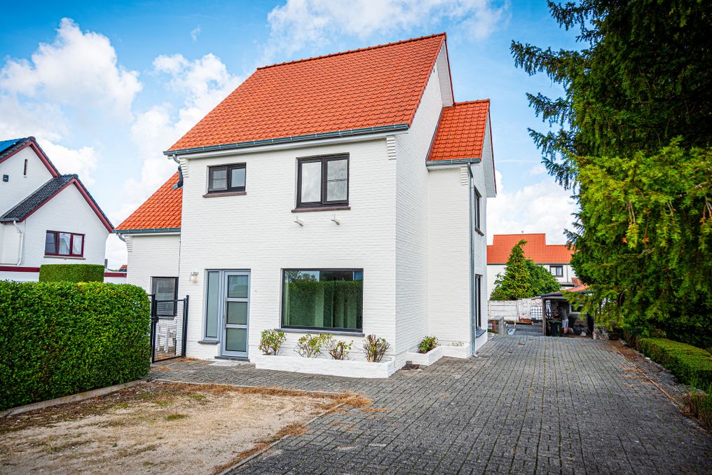 Maison familiale ouverte rénovée avec jardin à Boxbergheide