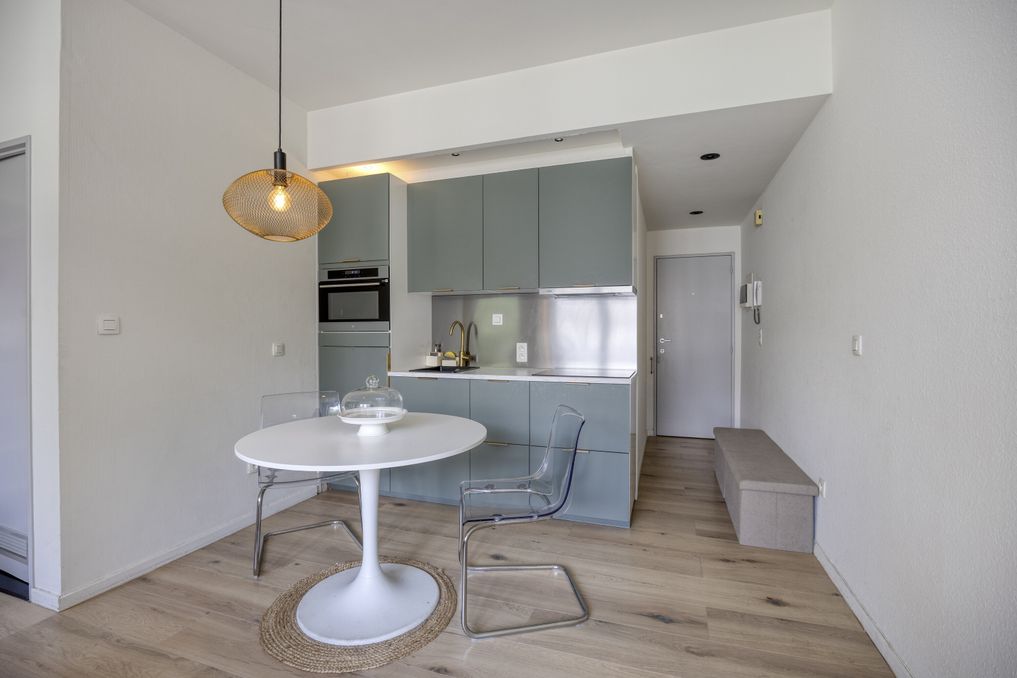 Instapklare studio te koop in hartje Antwerpen