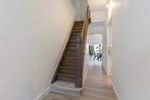 Volledig gerenoveerde woning met garage te koop in Wevelgem! 