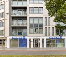 Gelijkvloers handelspand/kantoor (288m²)