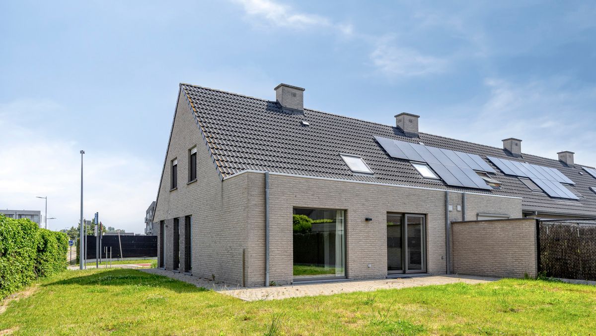 Lichtrijke gezinswoning met 3 slaapkamers te koop in Kuurne!