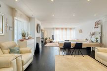 Ruime woning in bungalowstijl te koop in Aartrijke