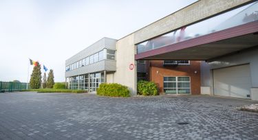 Modern bedrijfsgebouw te huur te Diest