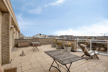 Penthouse (84 m²) met ruim terras (48 m²) vlak bij de Zeedijk