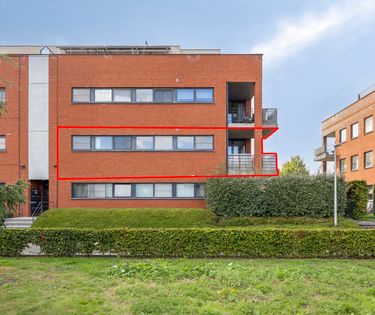 Centrally located 2-bedroom apartment with terrace in Hasselt
