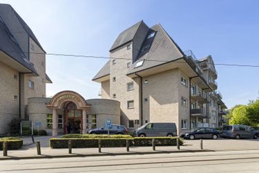 1 bedroom apartment with hotel service for rent