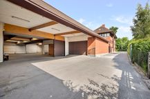 3 appartementen met magazijnen te koop in Anzegem