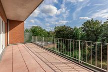 Two bedroom apartment in Neder-Over-Heembeek.