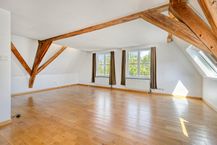 Exclusief duplexappartement met royaal uitzicht en privatieve staanplaats