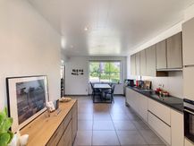 Woning met 3 à 4 slaapkamers en garage in Poperinge