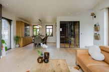 Prachtige villa in landelijke omgeving te koop in Avelgem