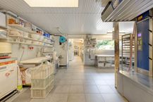 Handelspand, atelier en ruime woonst te koop in Gistel