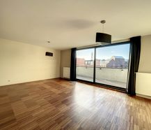 Kanaal : 2 slaapkamerappartement + terrassen + garage