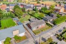 Alleenstaand huis op prachtig stuk grond van 1.037m² in Dentergem