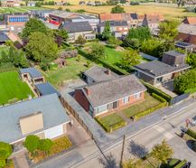 Alleenstaand huis op prachtig stuk grond van 1.037m² in Dentergem