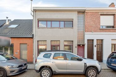 Huis met 2 slaapkamers te koop in centrum Kapellen!