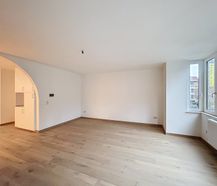 Julien Hanssens: Gerenoveerd 3-slpk appartement