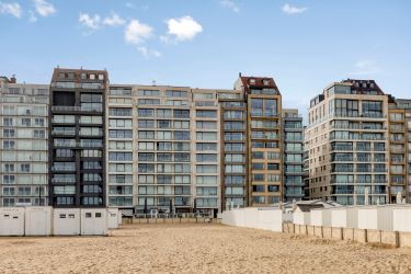 Uniek en ruim appartement te koop op de Zeedijk-Duinbergen