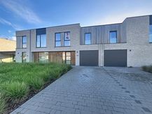 Nieuwbouwwoning met 3 slaapkamers te huur in Zedelgem
