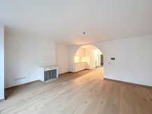 Julien Hanssens: Gerenoveerd 3-slpk appartement