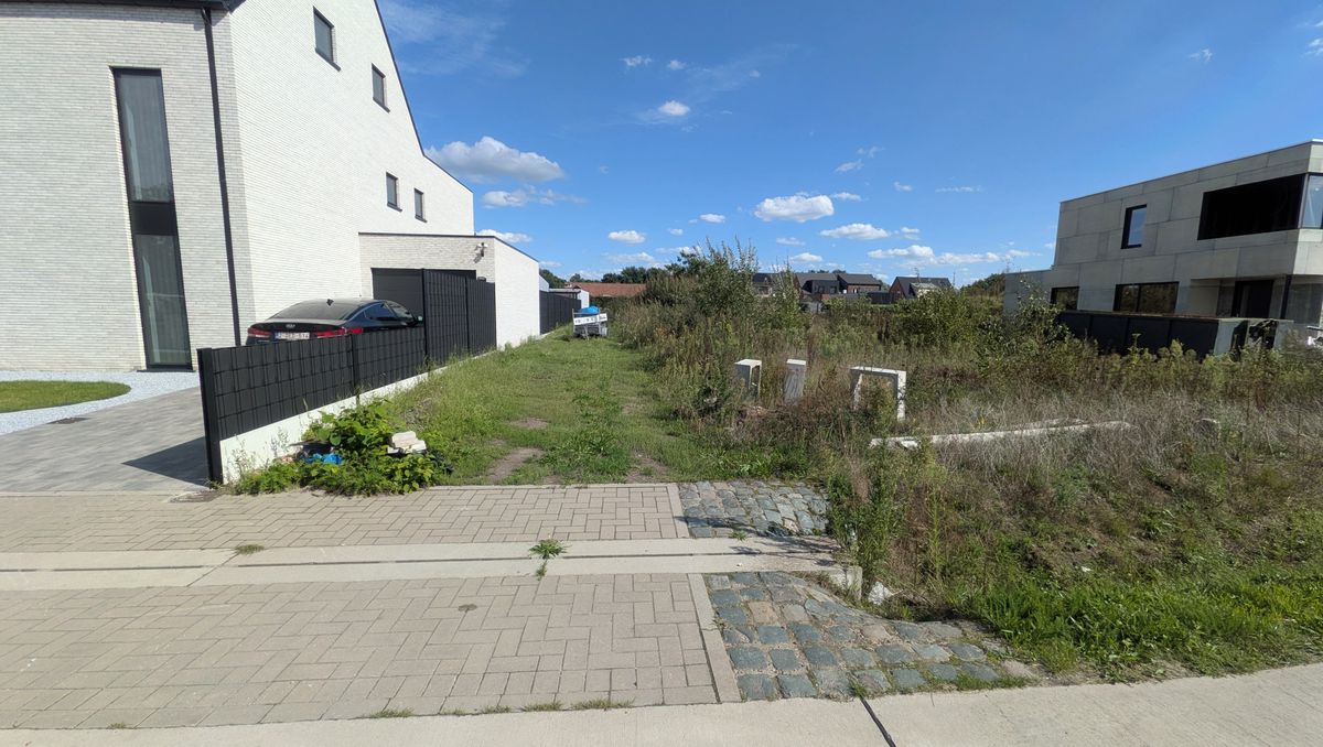 mooi gelegen bouwgrond HOB van 490 m² te koop in Balen